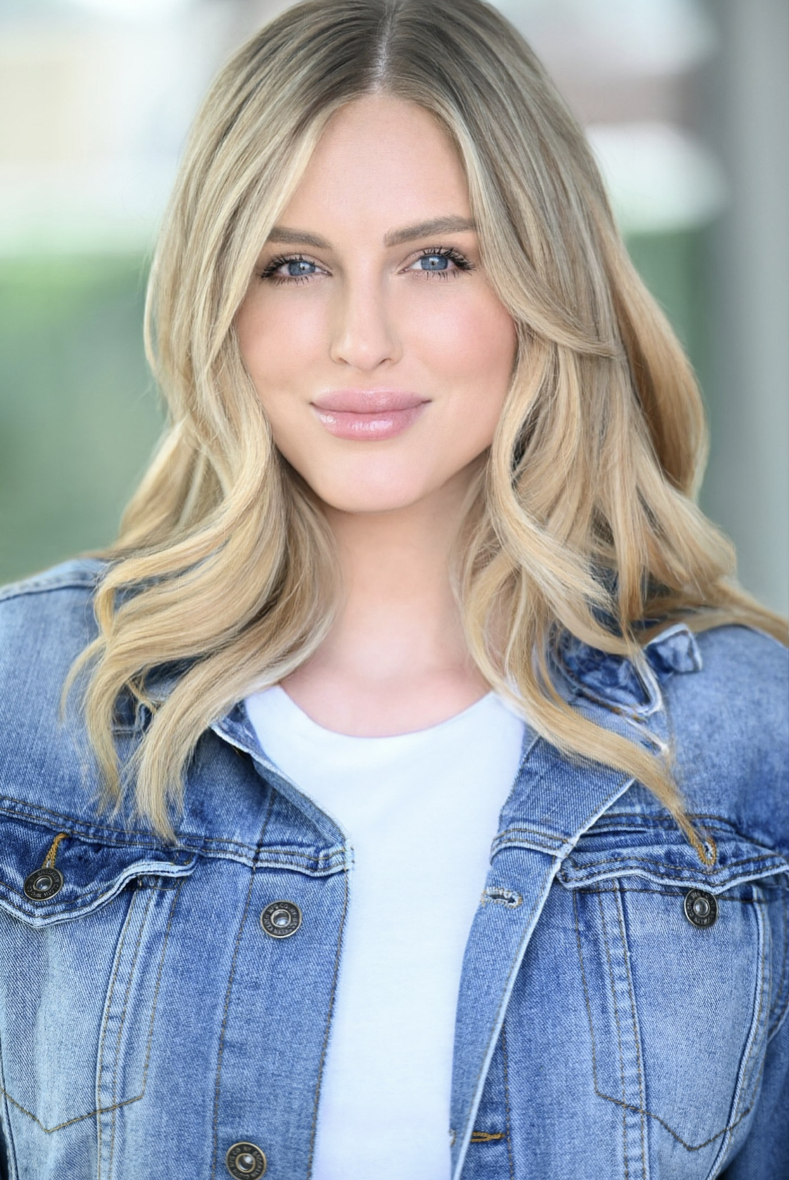 Amanda Mills